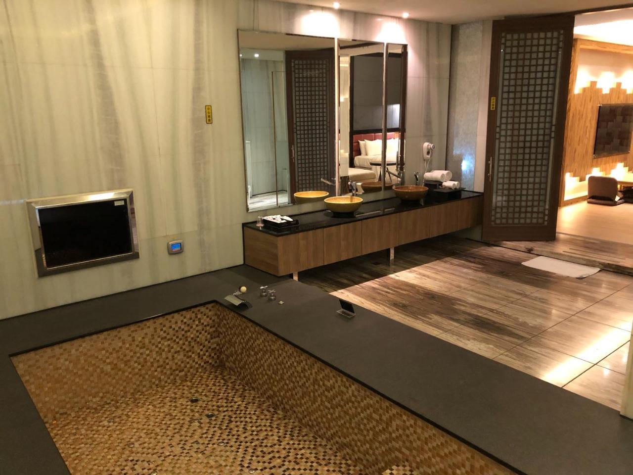 Idee Spa Motel Yangmei Dış mekan fotoğraf