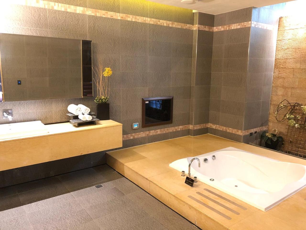 Idee Spa Motel Yangmei Dış mekan fotoğraf