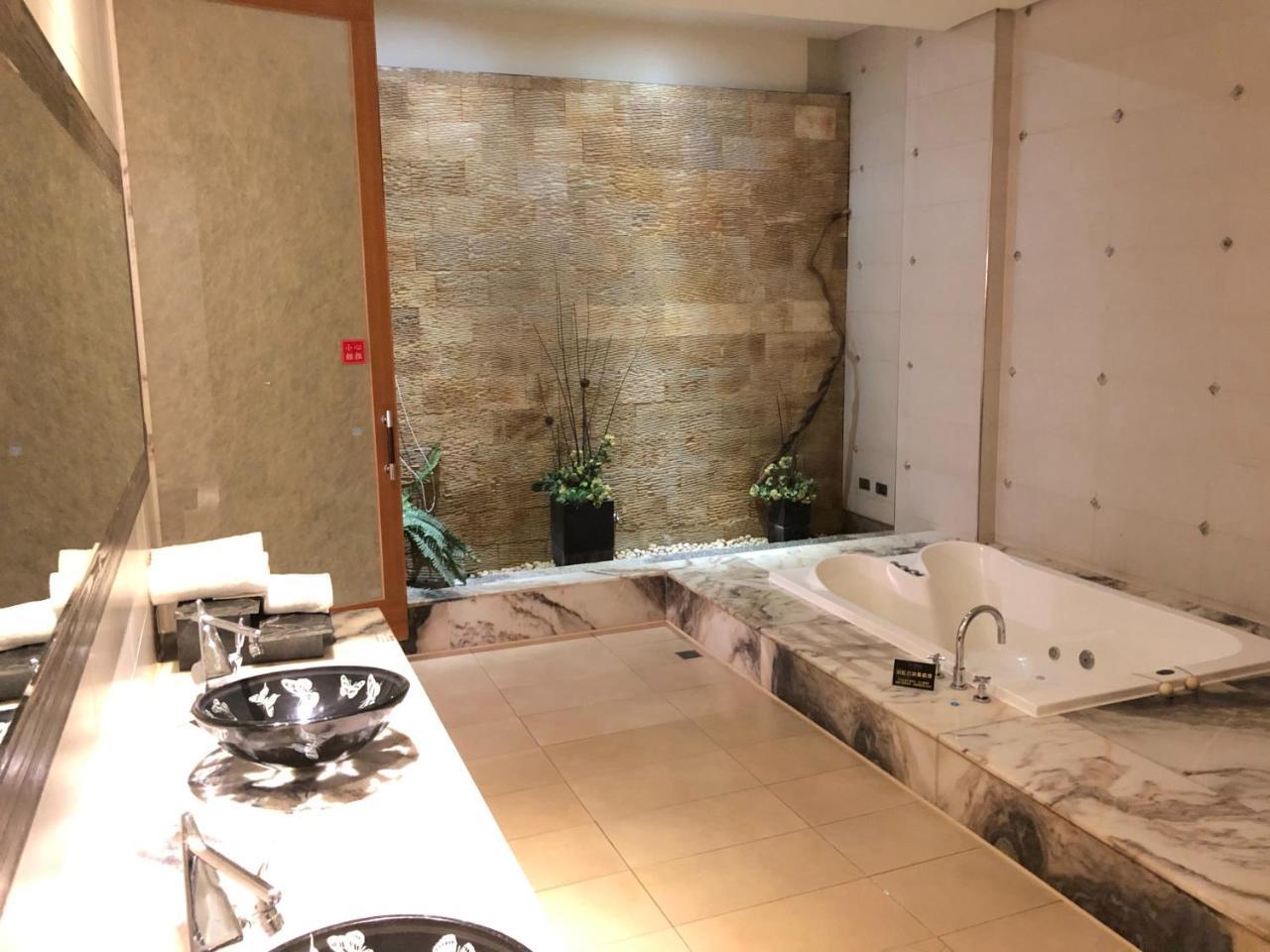 Idee Spa Motel Yangmei Dış mekan fotoğraf